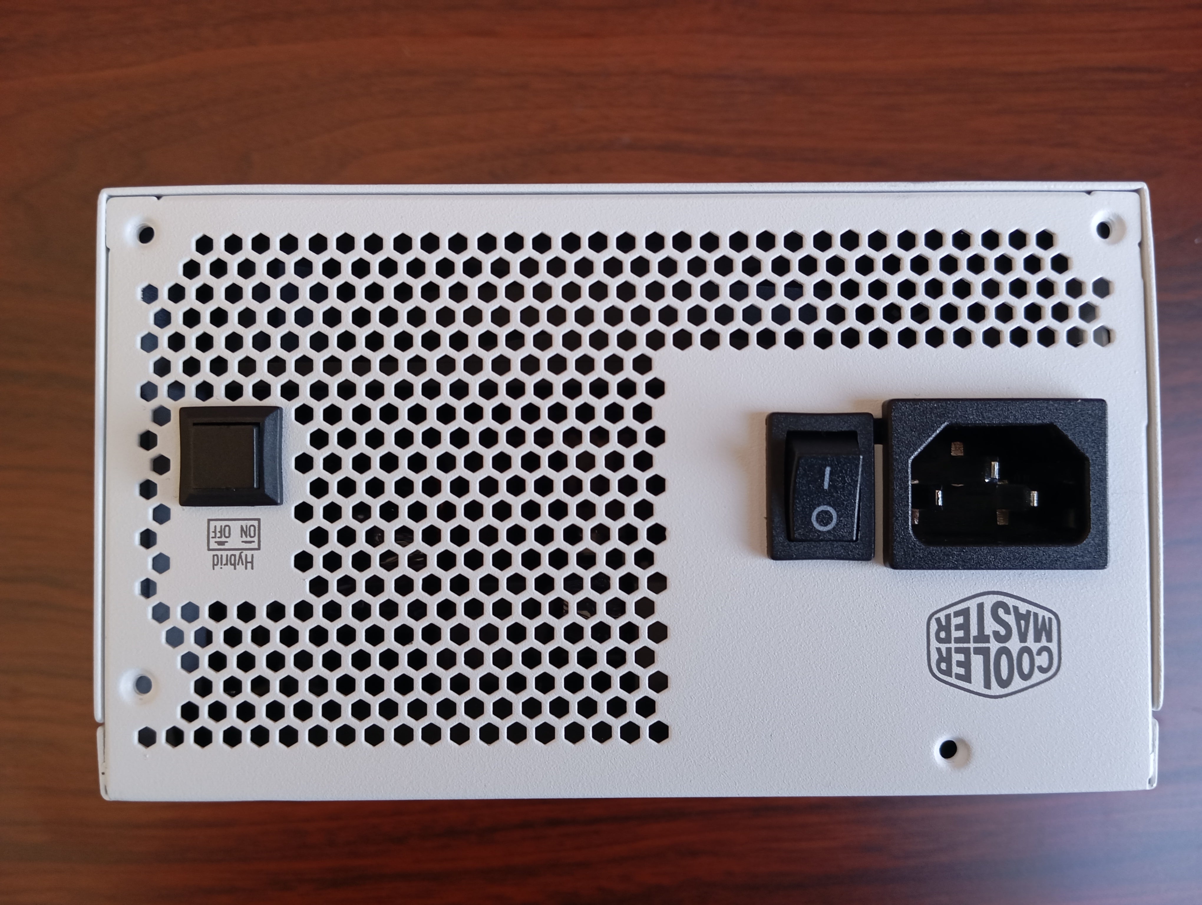 Refurbished Cooler Master V850 Gold-V2 White Edition Refurbished Cooler Master V850 Gold-V2 White Edition